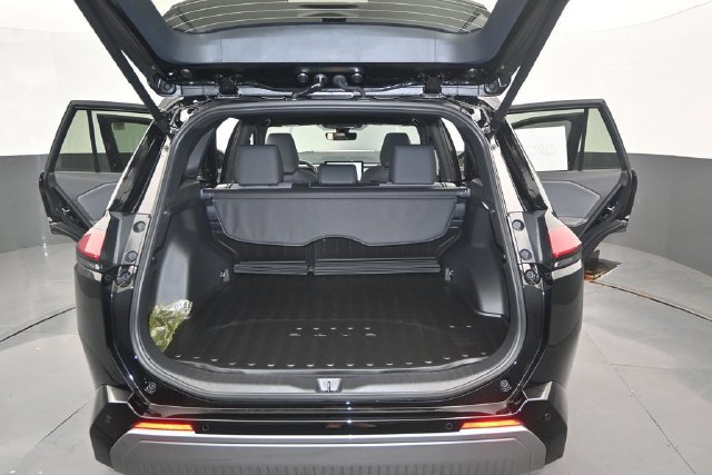 New 2026 Toyota RAV4 XSE AWD/4WD image 14