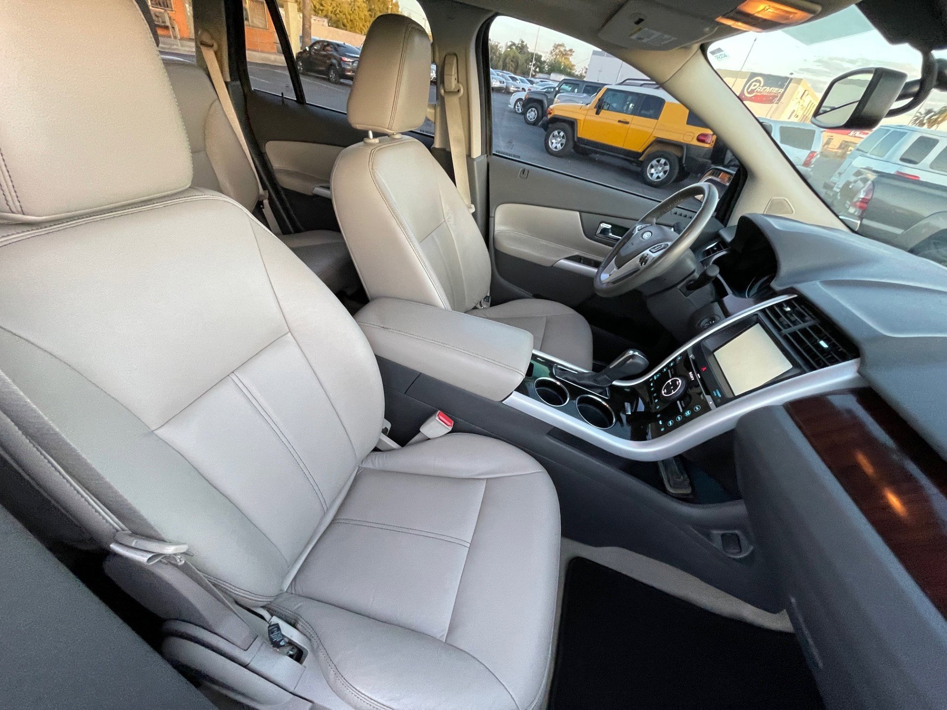 Used 2011 Ford Edge Limited w/ 302A Rapid Spec Order Code FWD image 31
