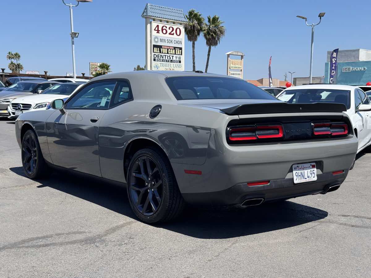 Used 2023 Dodge Challenger SXT w/ Blacktop Package RWD image 9