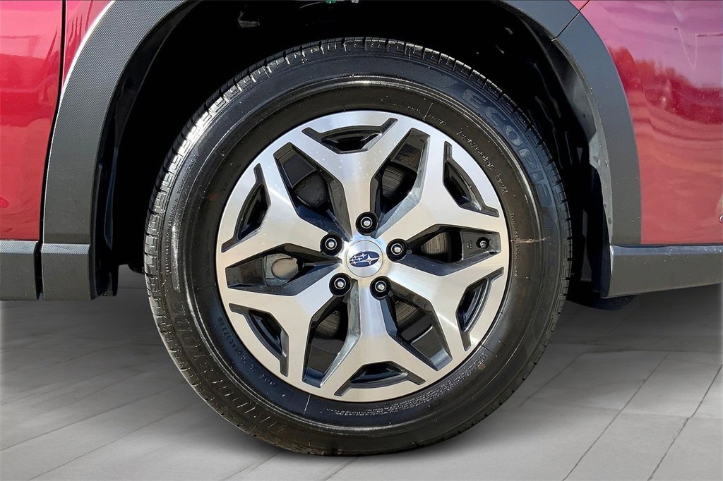 Used 2024 Subaru Forester Premium image 34
