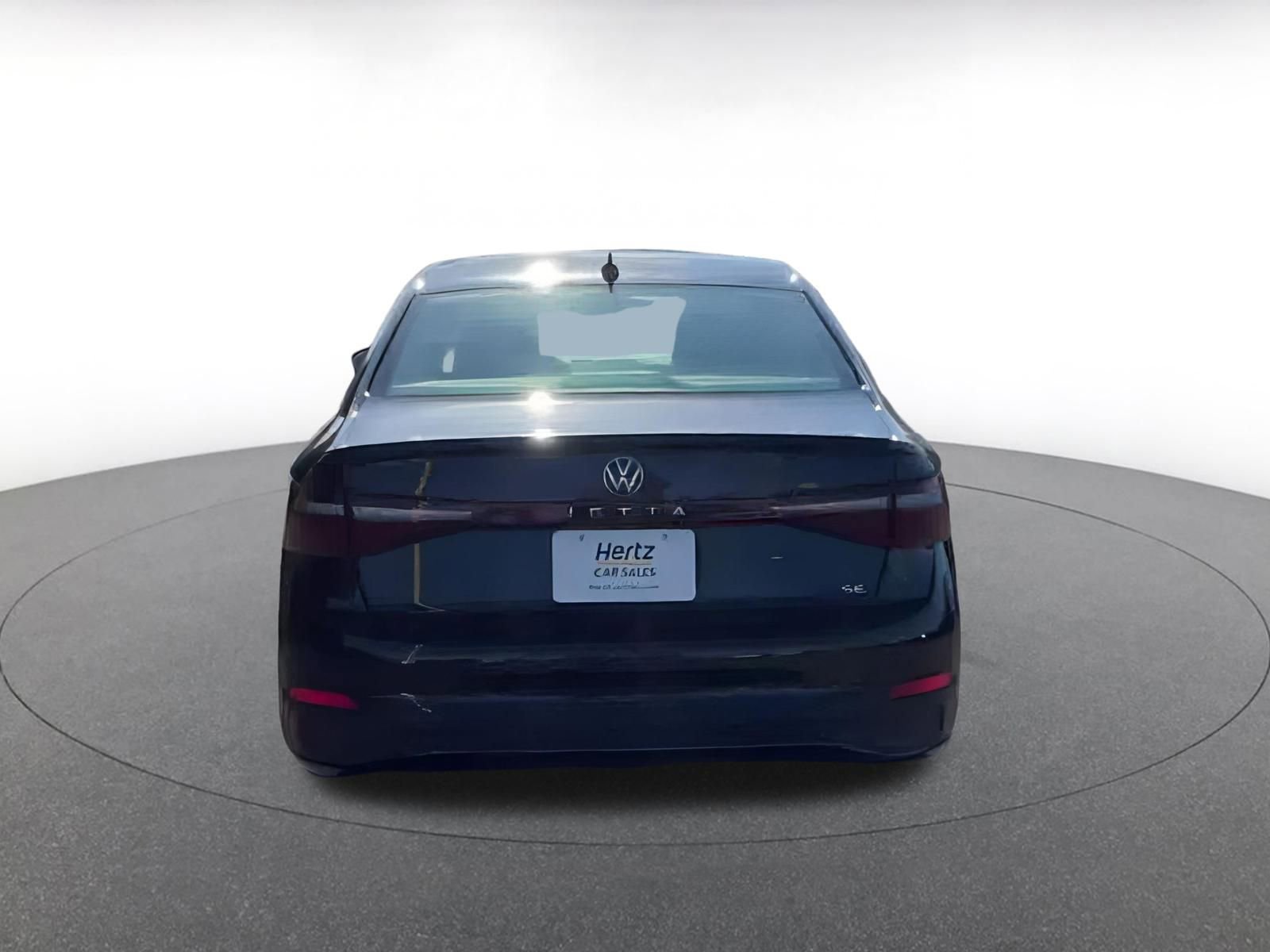 Used 2025 Volkswagen Jetta SE image 7