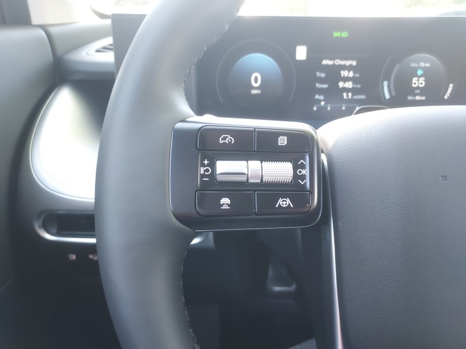 New 2026 Hyundai Ioniq 9 SE AWD/4WD image 26