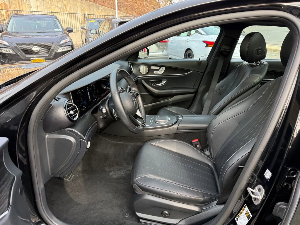 Used 2023 Mercedes-Benz E 350 Sedan w/ Premium Package image 17