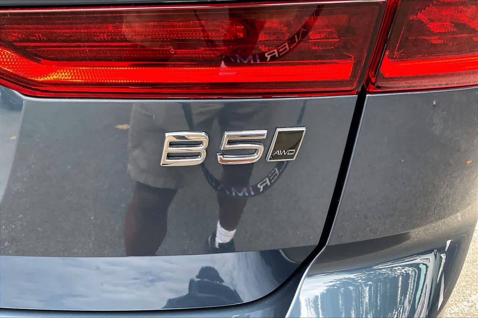 Used 2026 Volvo XC60 B5 Plus w/ Climate Package AWD/4WD image 9