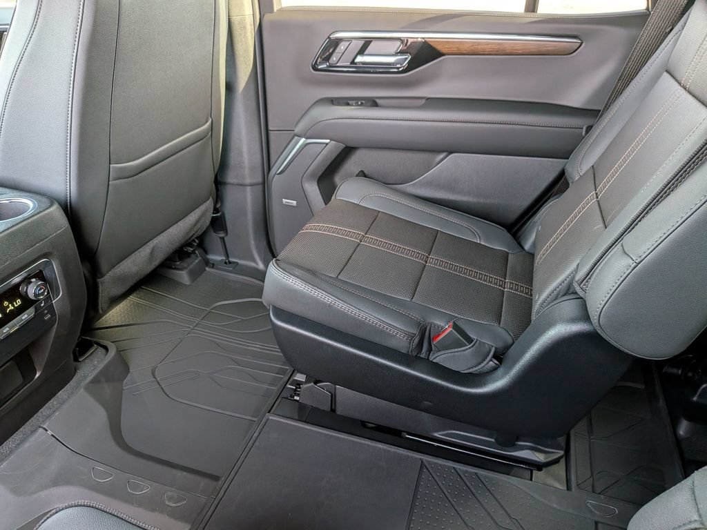 New 2026 Chevrolet Tahoe High Country AWD/4WD image 35