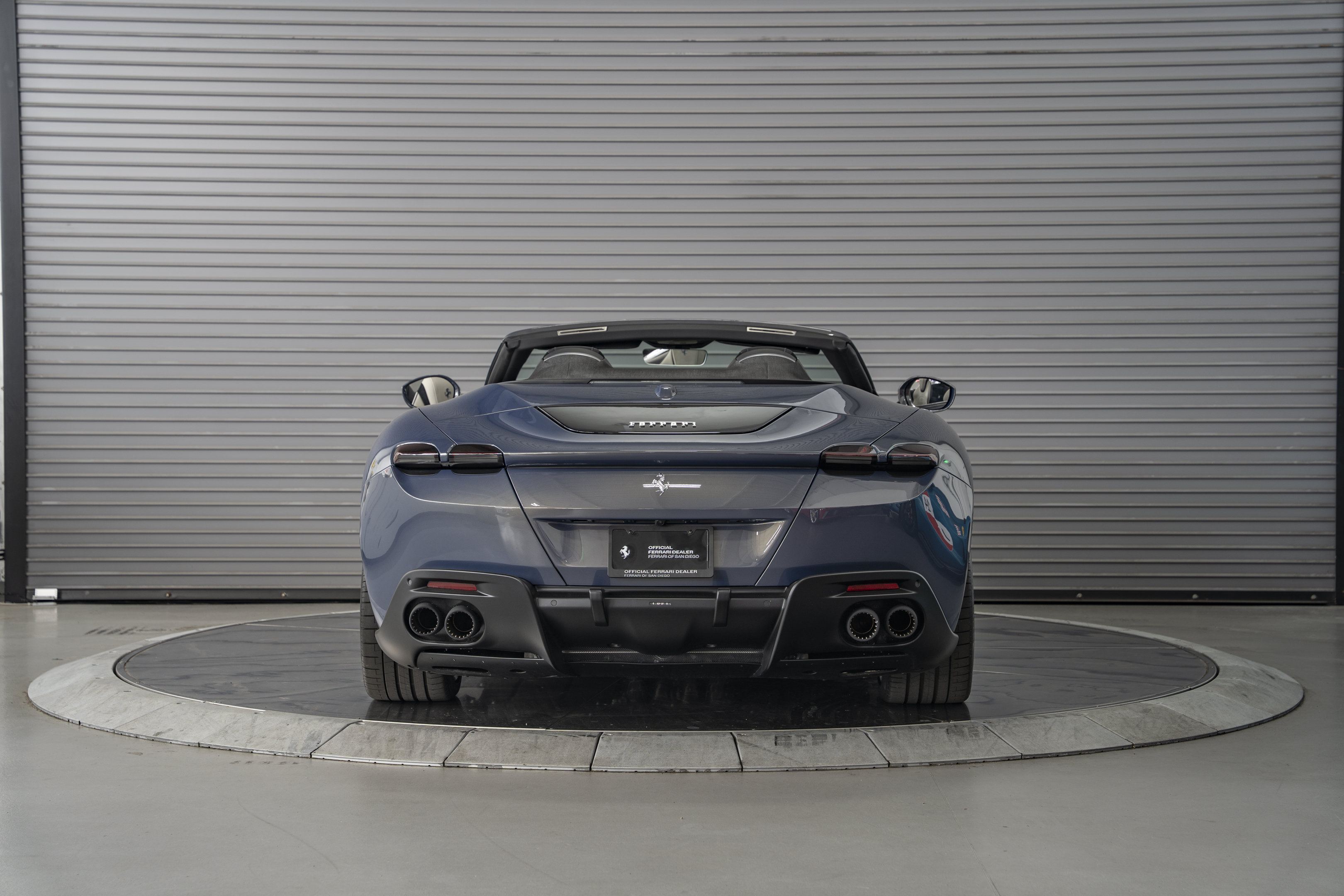Used 2025 Ferrari Roma Spider RWD image 4