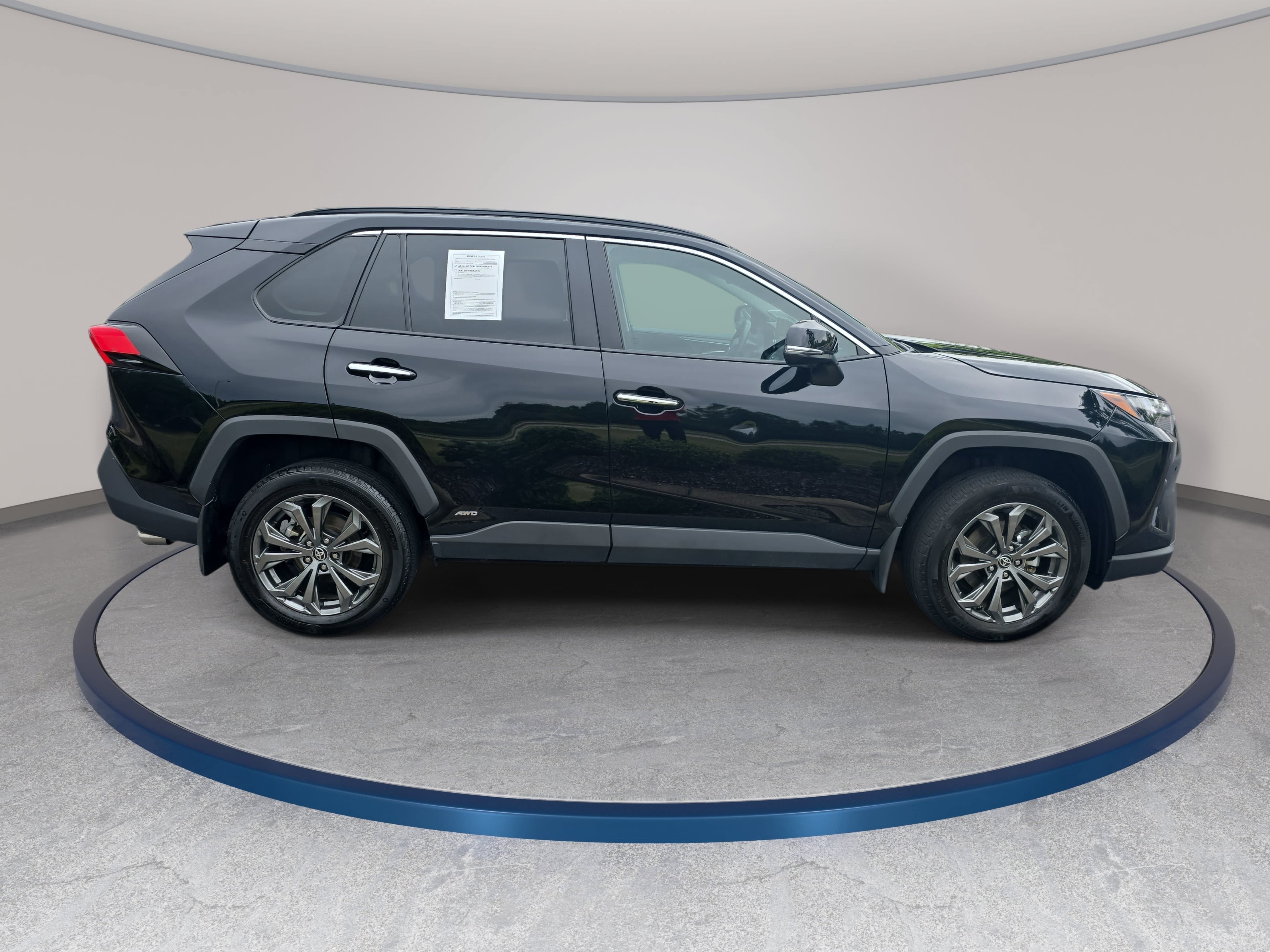 Used 2024 Toyota RAV4 Limited w/ Advanced Technology Package AWD/4WD image 4