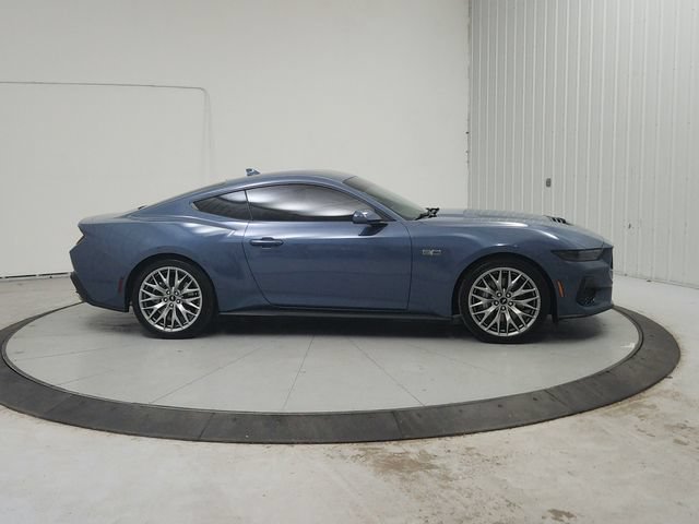 Used 2026 Ford Mustang GT Premium RWD image 9
