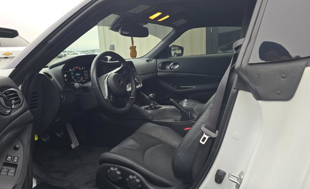 Certified 2024 Nissan Z Performance w/ Floor Mat Package image 5