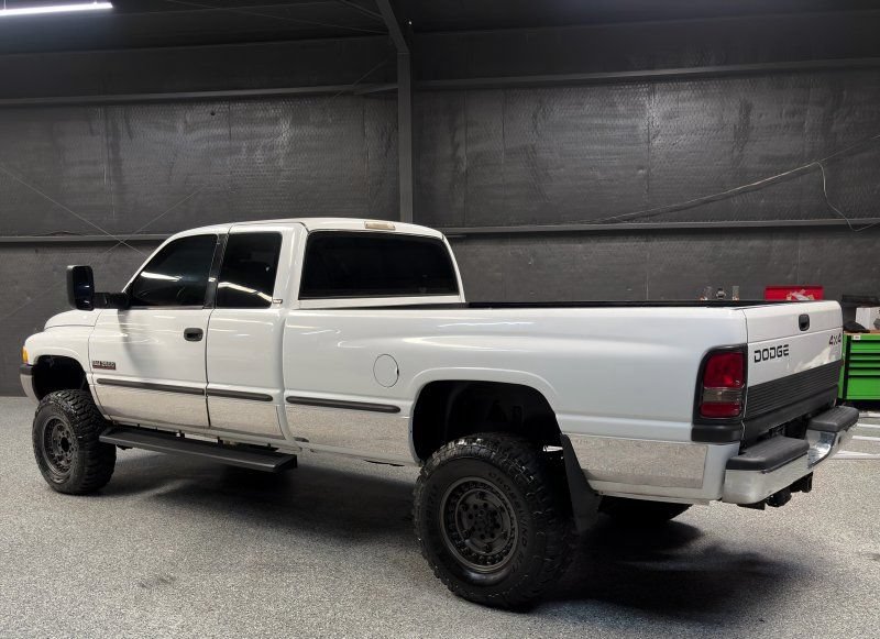 Used 1999 Dodge Ram 2500 Truck 4x4 Club Cab image 3