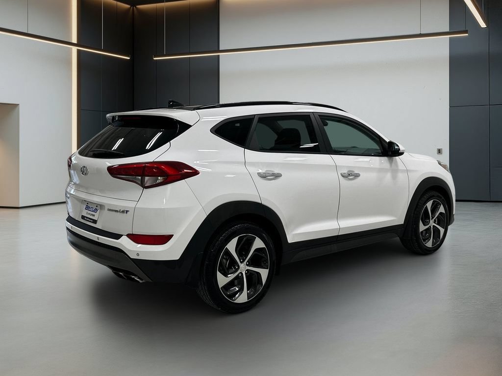 Used 2016 Hyundai Tucson Limited w/ Option Group 03 FWD image 6