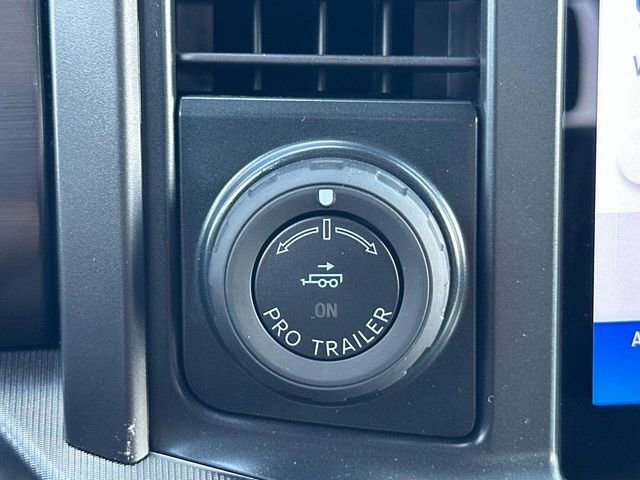 New 2025 Ford F150 Lariat w/ Equipment Group 501A Mid image 31