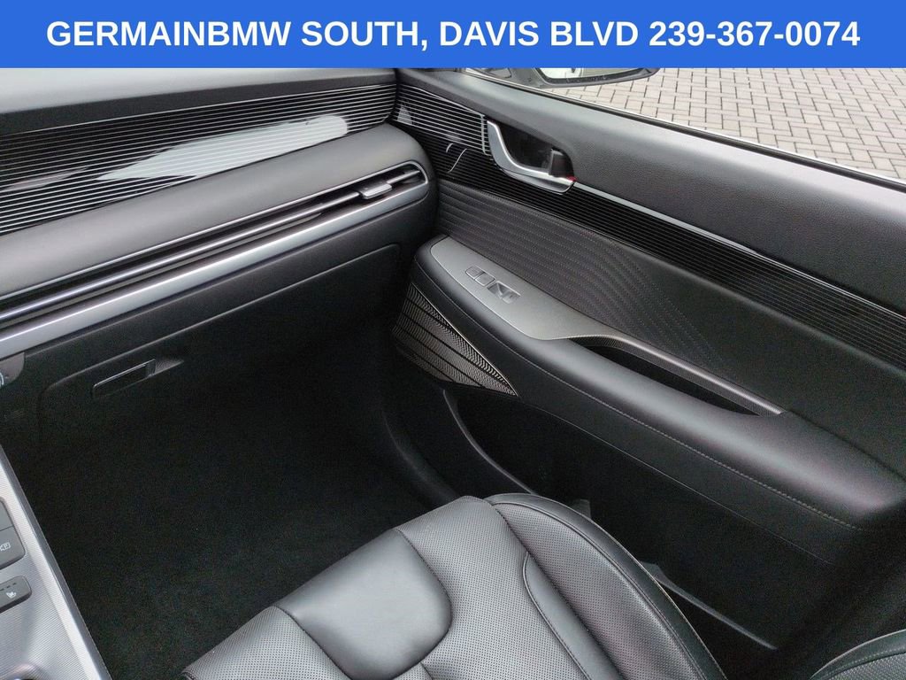 Used 2023 Hyundai Palisade Calligraphy image 18