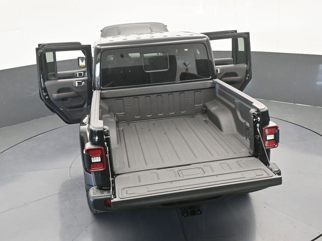New 2026 Jeep Gladiator Rubicon w/ Steel Power Dome Hood Package AWD/4WD image 63