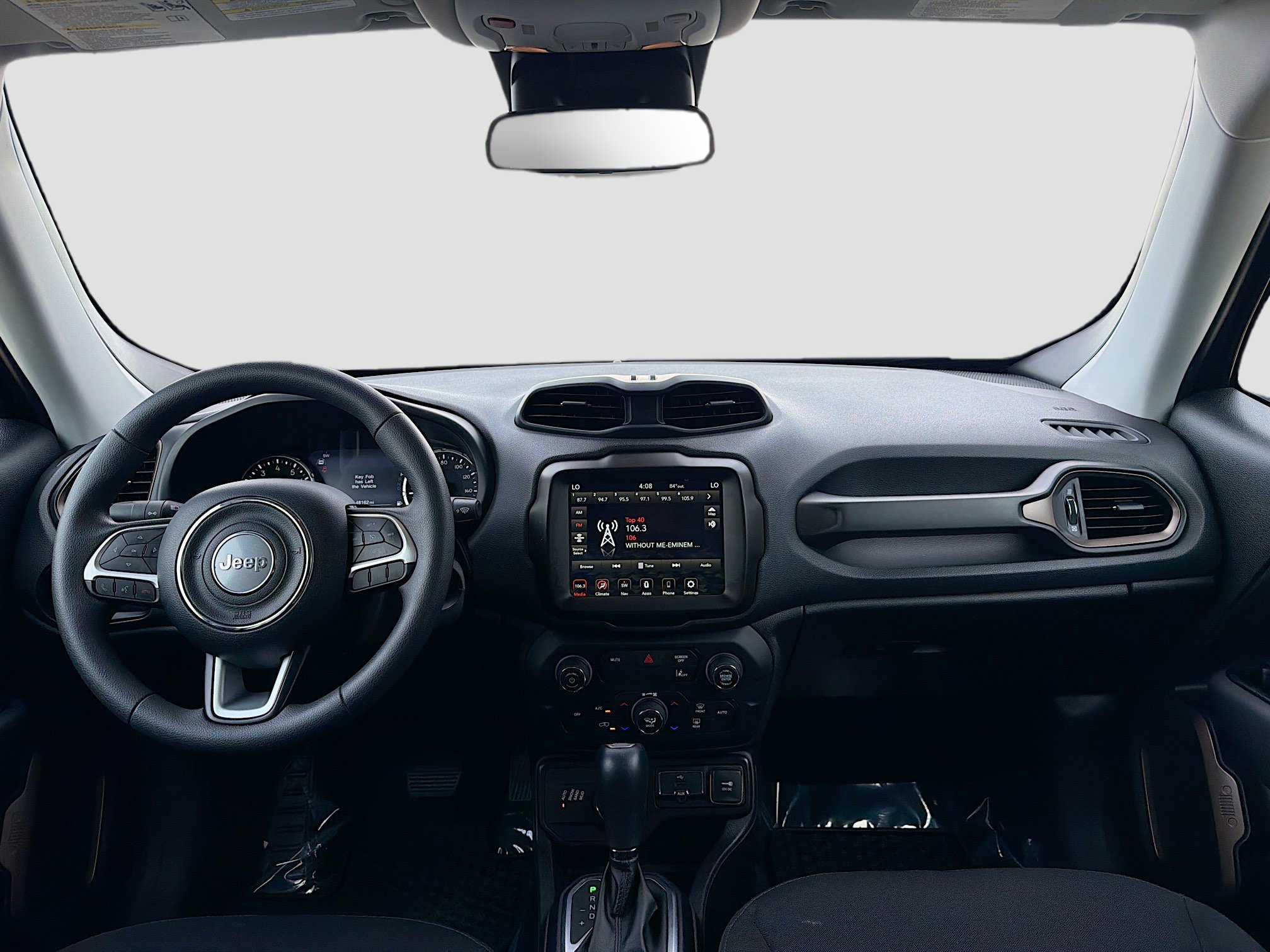 Used 2023 Jeep Renegade Latitude AWD/4WD image 3