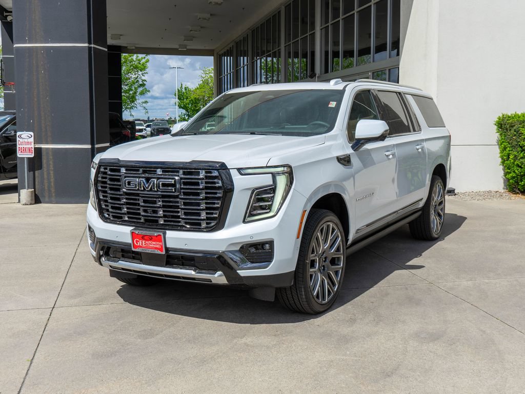 New 2026 GMC Yukon XL Denali Ultimate AWD/4WD image 3