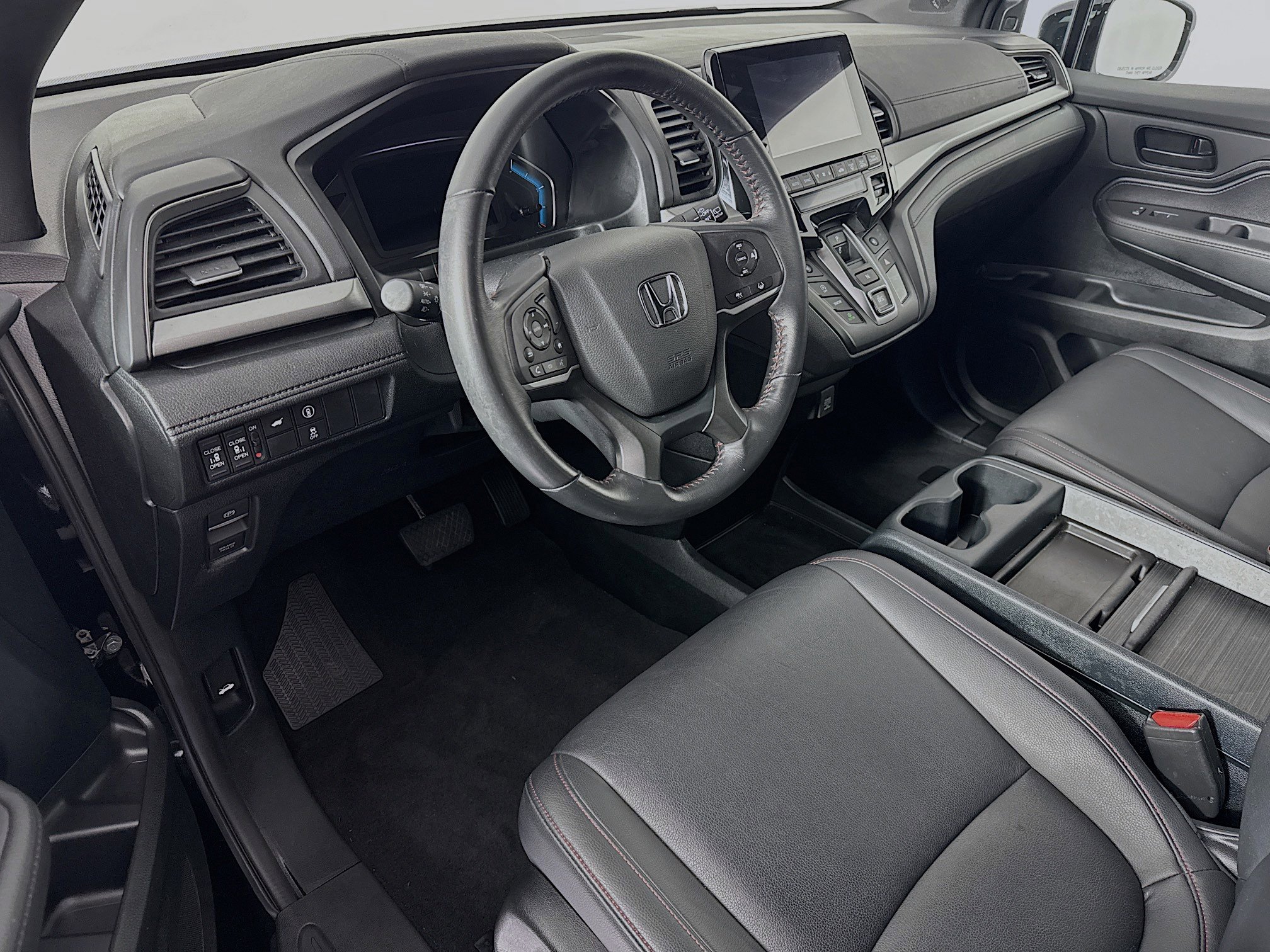 Certified 2024 Honda Odyssey Sport image 9