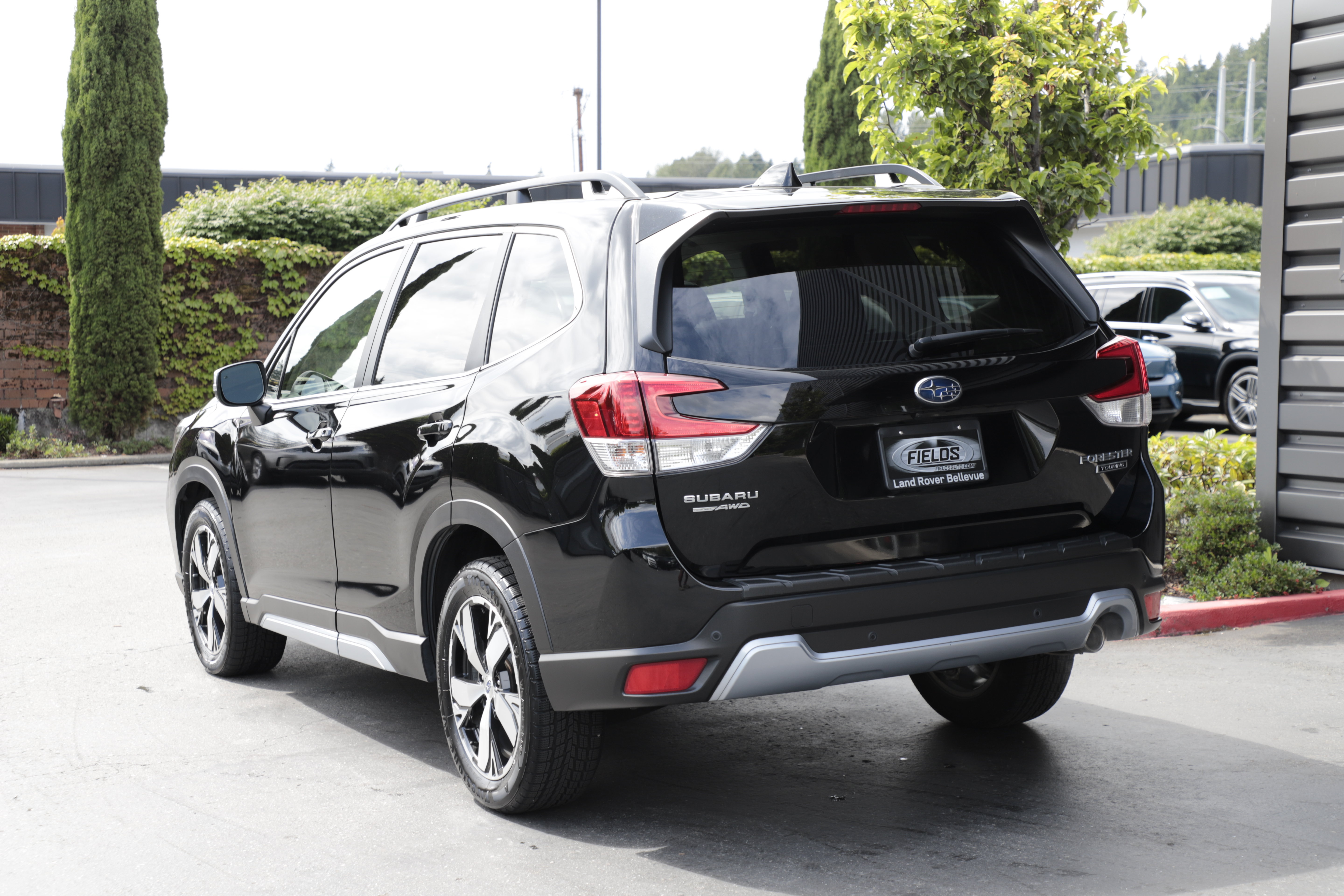 Used 2021 Subaru Forester Touring w/ Popular Package #2 AWD/4WD image 4