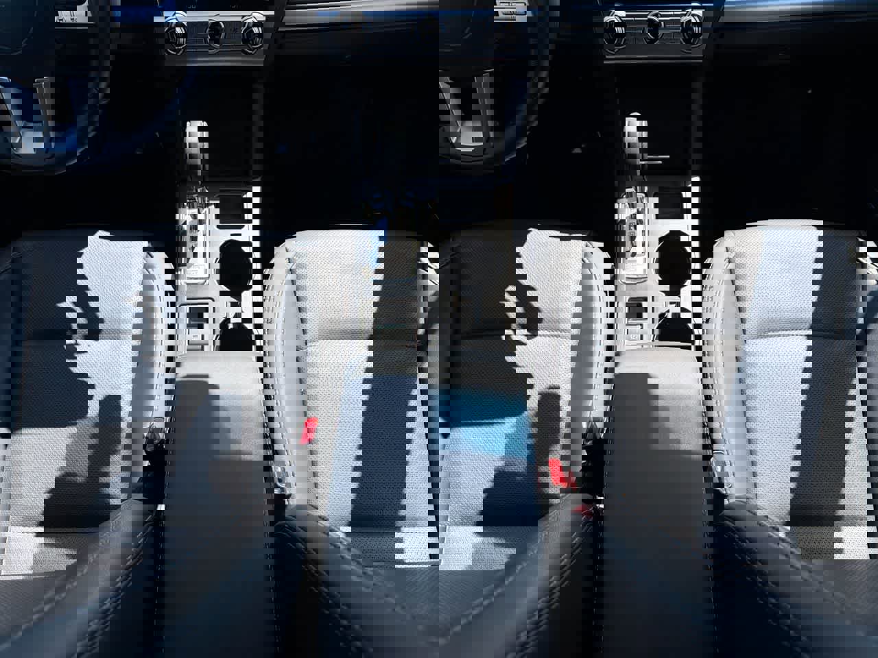 Used 2017 Subaru Outback 3.6R Limited image 31