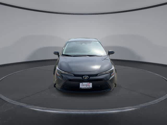 Used 2025 Toyota Corolla LE FWD image 3