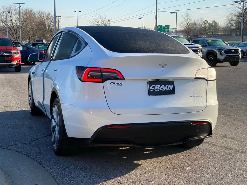 Used 2023 Tesla Model Y Long Range image 5