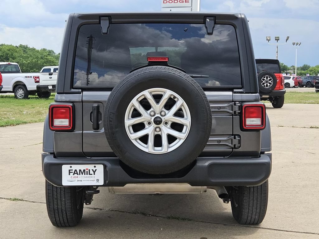 Used 2023 Jeep Wrangler Unlimited Sport AWD/4WD image 5