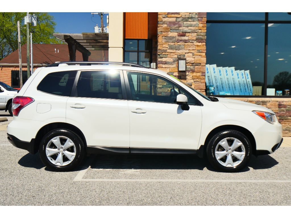 Used 2016 Subaru Forester 2.5i Premium w/ All-Weather Package image 2
