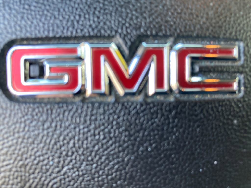 Used 2015 GMC Terrain SLE image 31
