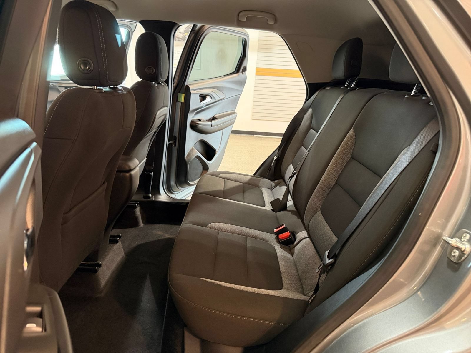 Used 2025 Chevrolet TrailBlazer LT FWD image 38