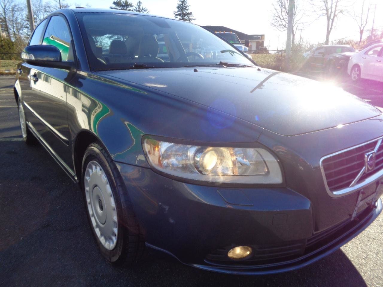 Used 2009 Volvo S40 2.4i FWD image 16