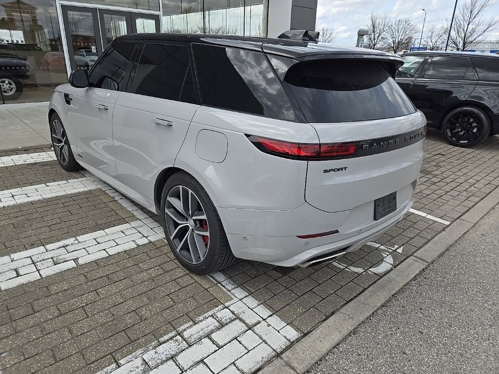 Certified 2025 Land Rover Range Rover Sport Autobiography image 7