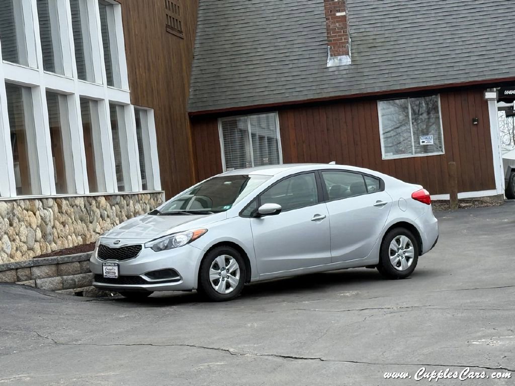 Used 2015 Kia Forte LX image 1