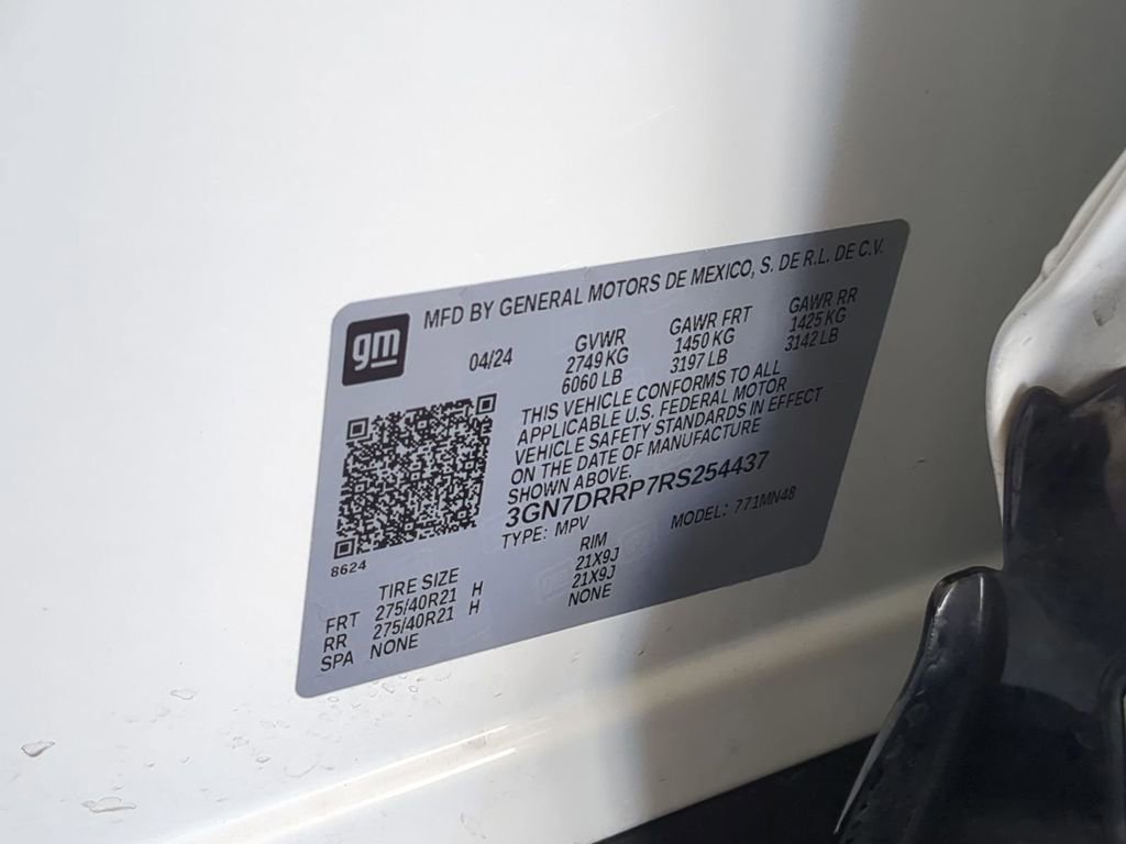 Used 2024 Chevrolet Equinox EV RS image 35