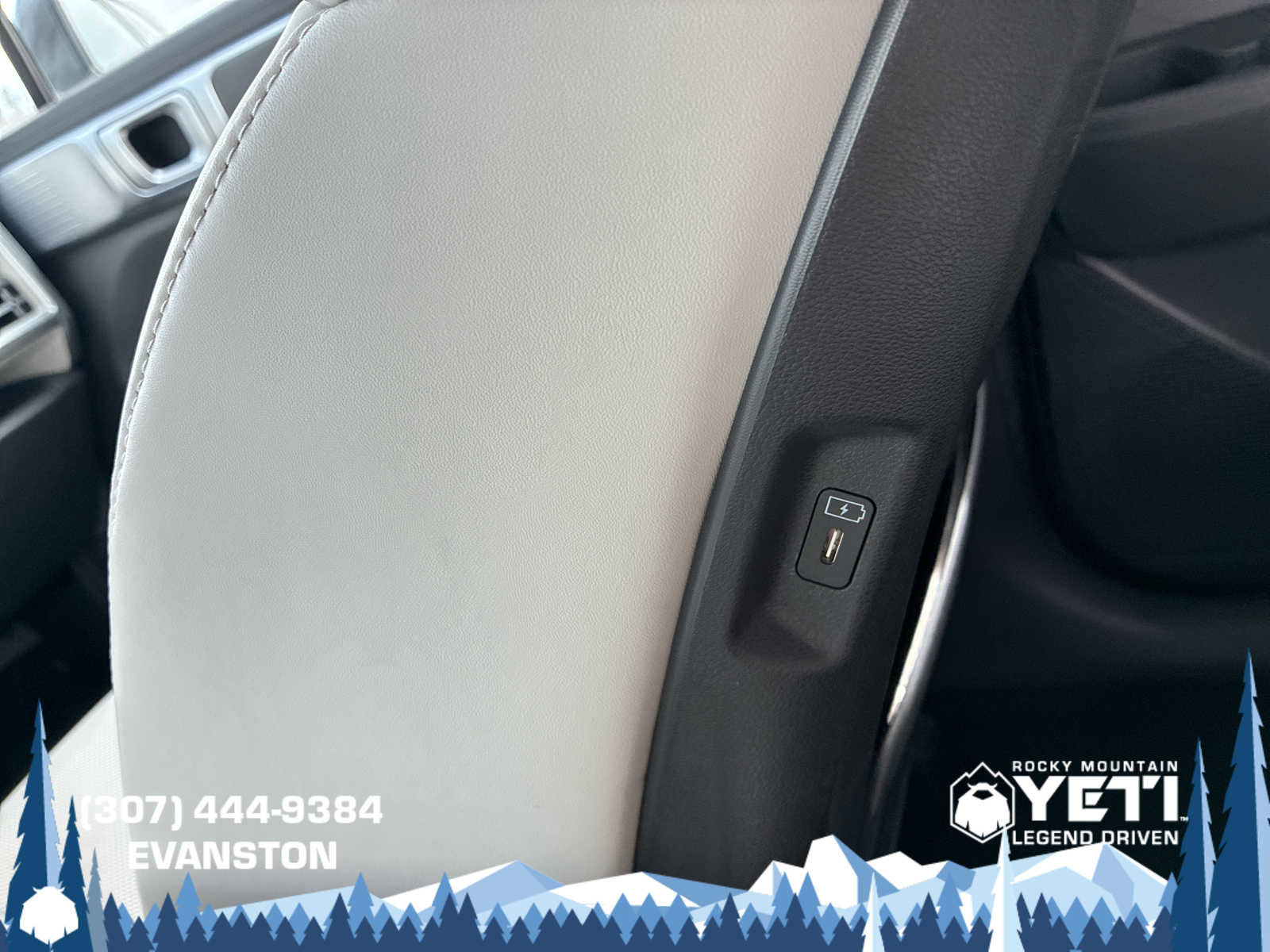 Used 2025 Hyundai Santa Fe SEL image 22