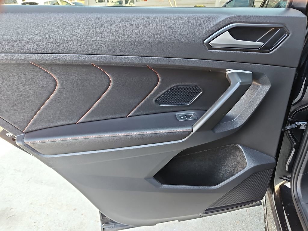 Used 2024 Volkswagen Tiguan Wolfsburg Edition image 30