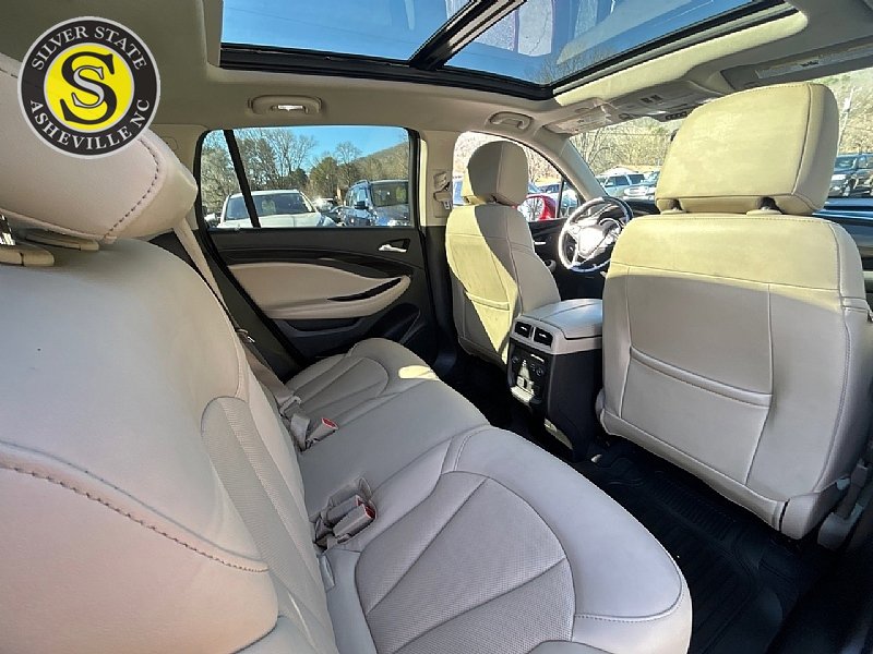 Used 2019 Buick Envision Essence FWD image 17