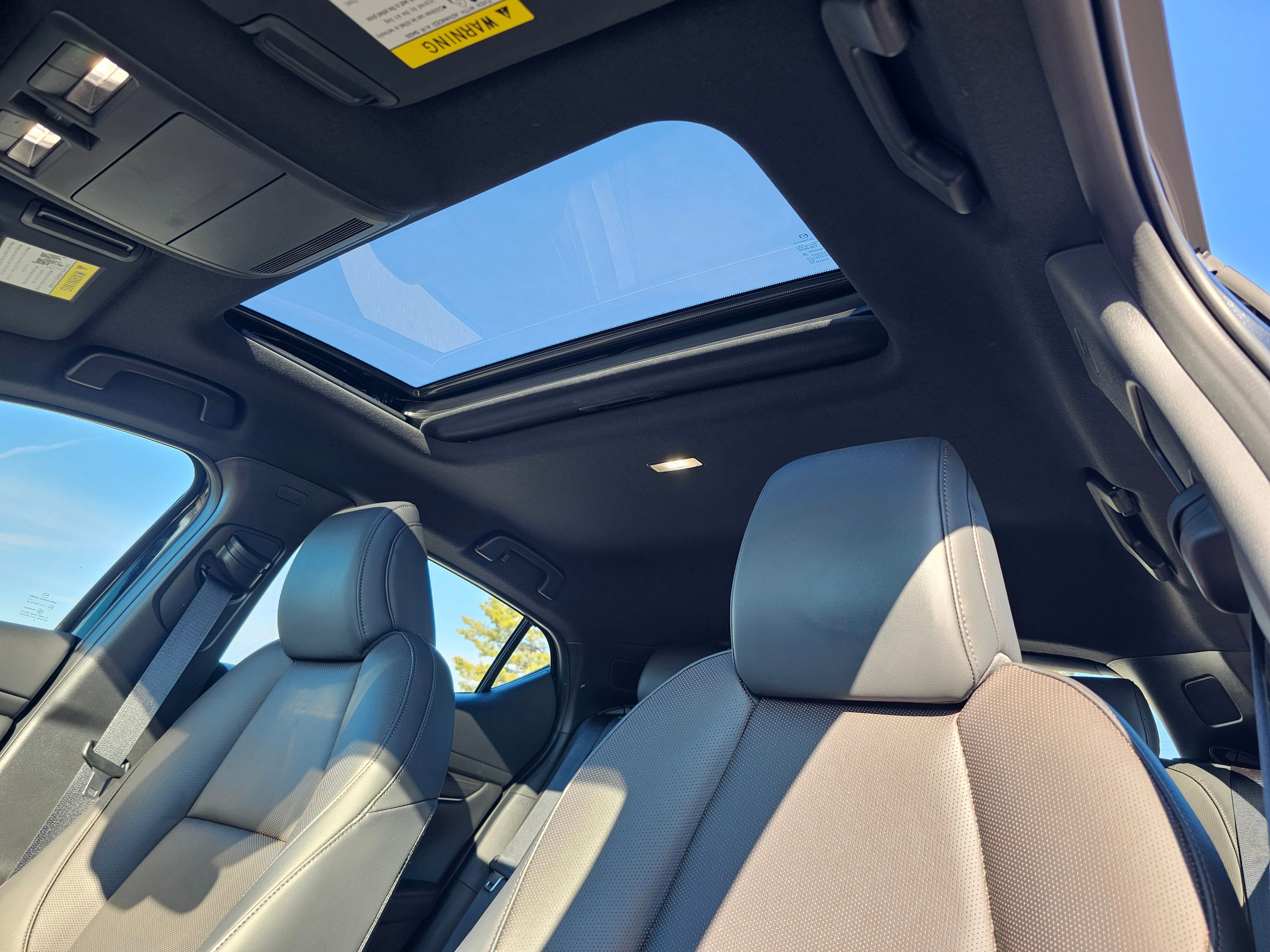 Used 2025 MAZDA MAZDA3 Hatchback w/Premium Plus Pkg image 62