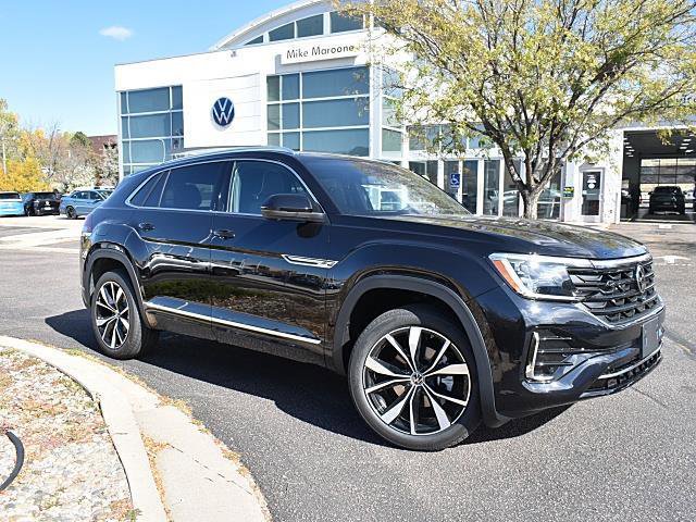New 2026 Volkswagen Atlas Cross Sport SEL Premium R-Line