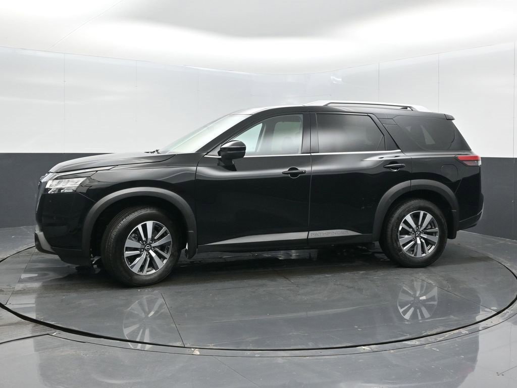 Used 2022 Nissan Pathfinder SL image 4