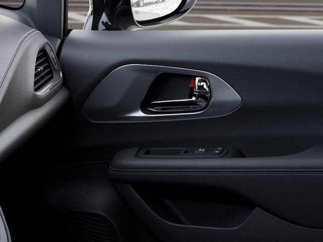 New 2025 Chrysler Pacifica Select AWD/4WD image 25