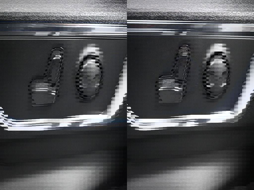 New 2025 RAM 1500 Laramie w/ Sport Appearance Package image 12