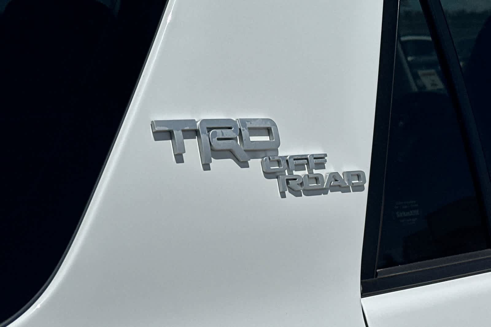 Used 2022 Toyota 4Runner TRD Off-Road Premium AWD/4WD image 27