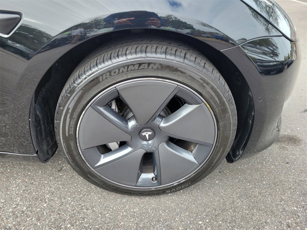Used 2021 Tesla Model 3 Standard Range Plus image 6