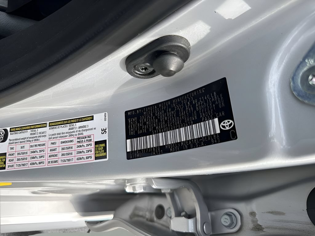 Used 2024 Toyota Corolla LE FWD image 27