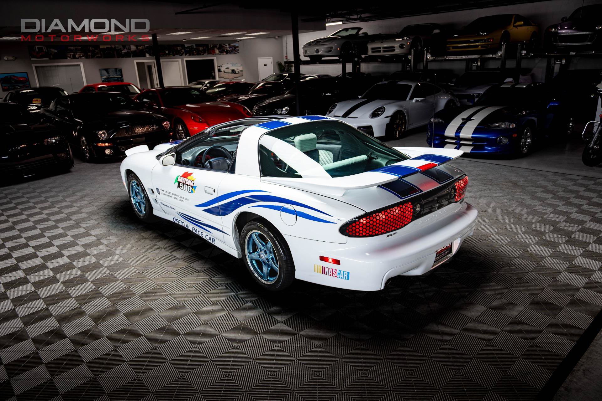 Used 1999 Pontiac Firebird Formula RWD image 4