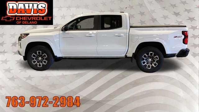 Used 2024 Chevrolet Colorado Z71 w/ Z71 Convenience Package 2 AWD/4WD image 3