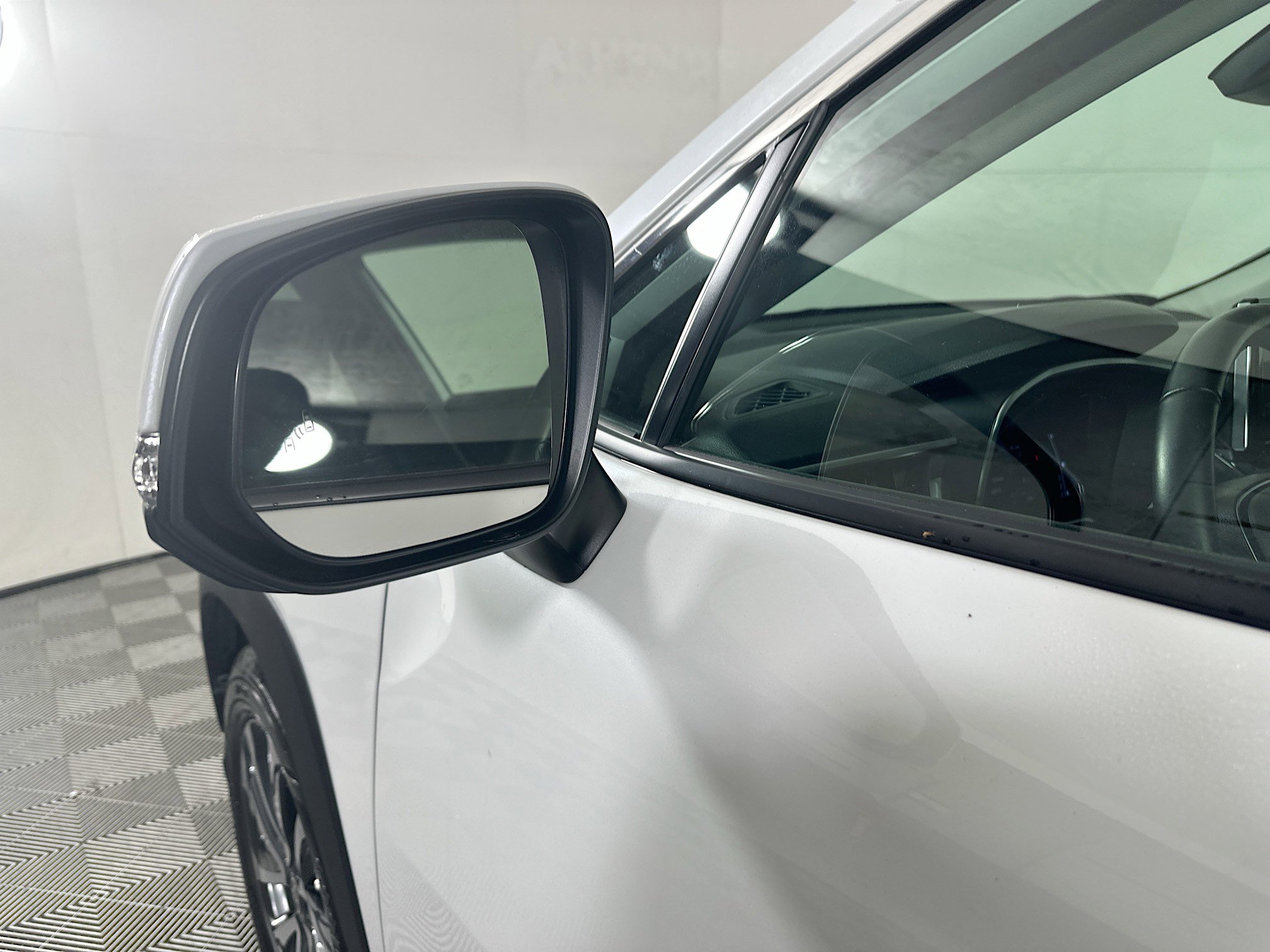 Used 2023 Toyota Corolla Cross XLE w/ Convenience Package AWD/4WD image 10