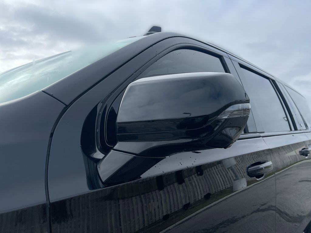 Certified 2024 Cadillac Escalade ESV Sport w/ LPO, ONYX Package image 3