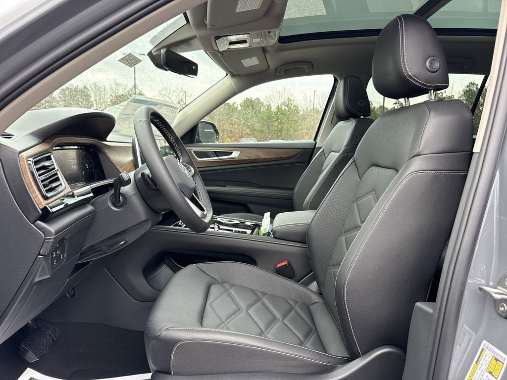 New 2026 Volkswagen Atlas SE image 11