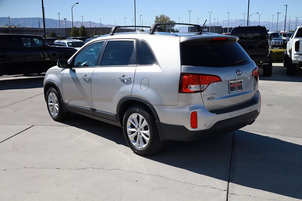 Used 2015 Kia Sorento EX w/ EX V6 Touring Package image 4